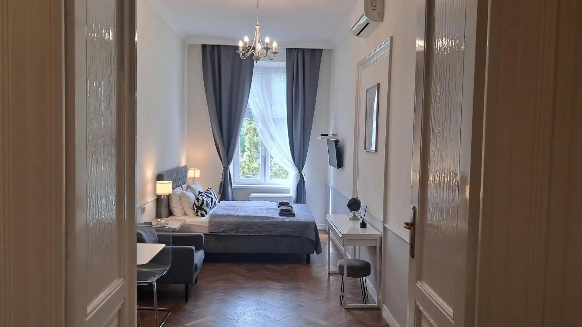Angel House Aparthotel Cracovia