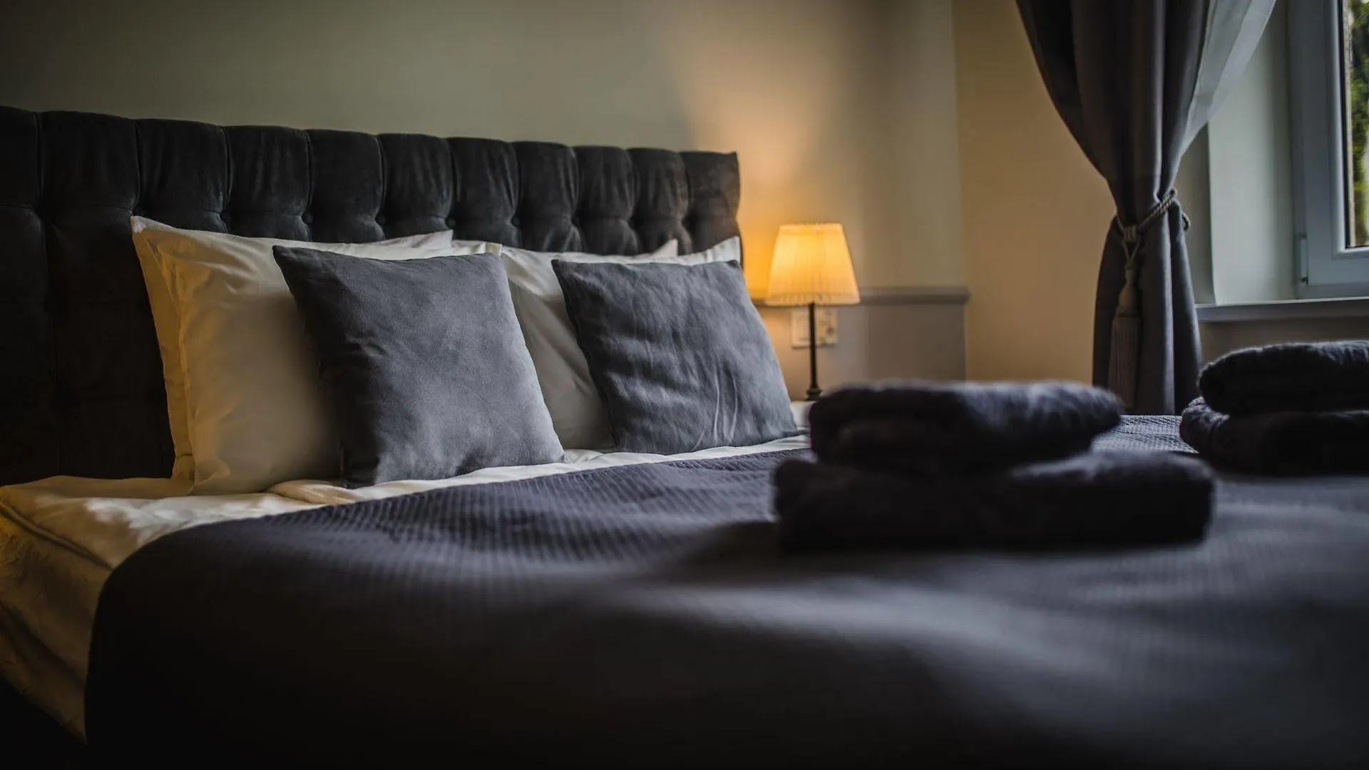 Angel House Aparthotel Cracovia 3*,