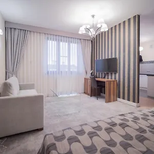 Otel Miodowa, Krakow