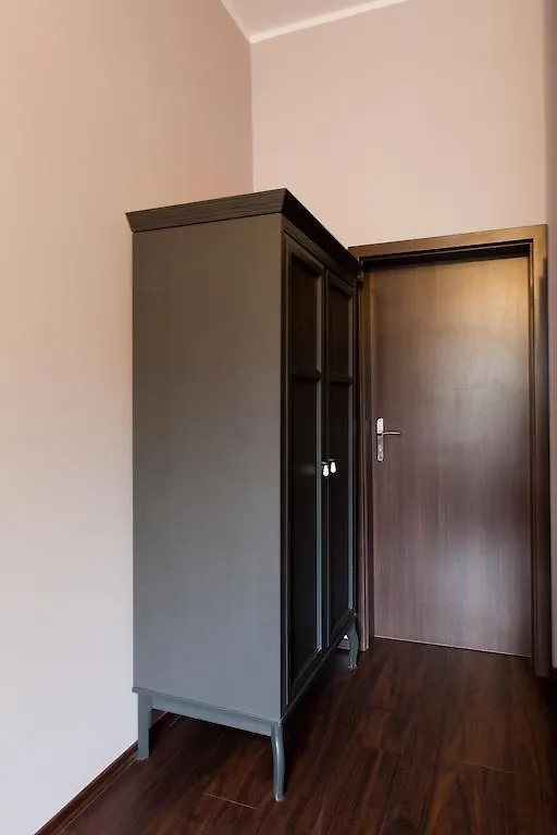 קרקוב Angel House Aparthotel 3*,  פולין